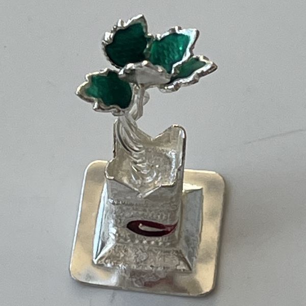 Silver Plated Tulsi Vrindavan: SP0017J